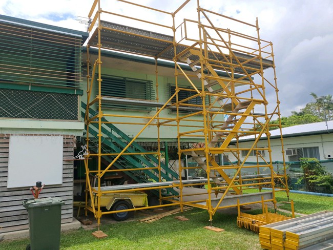 Loading Bays & Mobile Scaffold